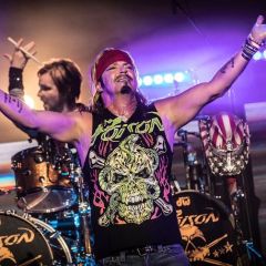 POISON AT PNC BANK ARTS CENTER