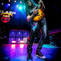 SLASH AT THE WELLMONT THEATER