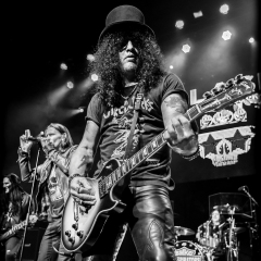 SLASH AT THE WELLMONT THEATER