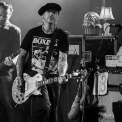 SOCIAL DISTORTION