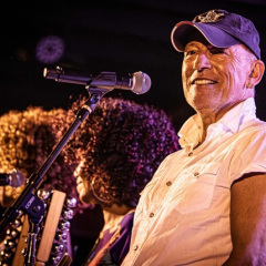 bruce-pony7