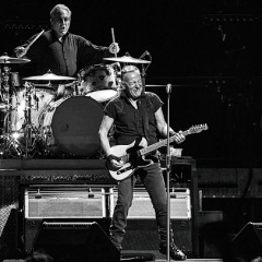 BRUCE SPRINGSTEEN AND THE E STREET BAND, 4/11/23