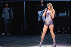 TAYLOR SWIFT