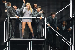 TAYLOR SWIFT