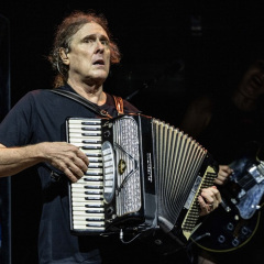 al19