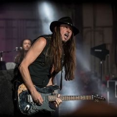 WHITESNAKE