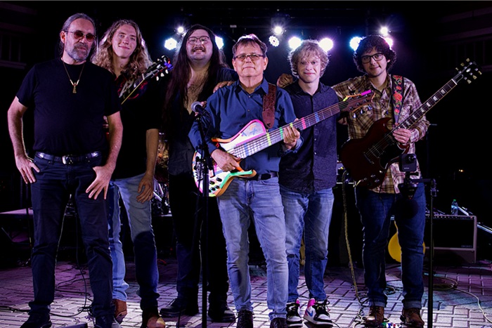 David Goldflies, formerly of Allman Brothers Band, plays group's